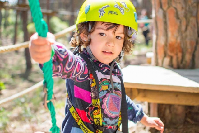  Sul circuito della zip line per bambini 